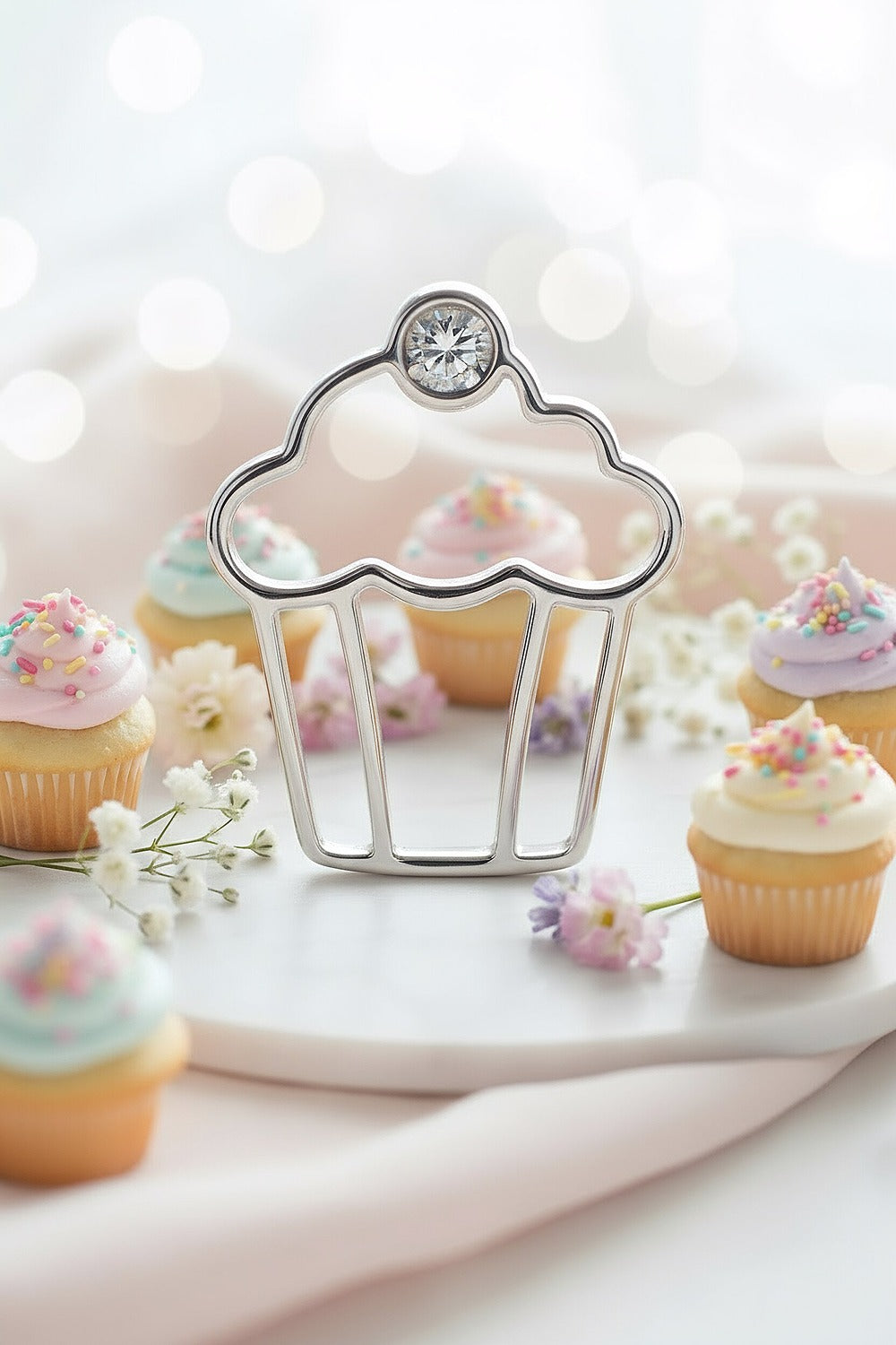 Cupcake Pendant + Chain
