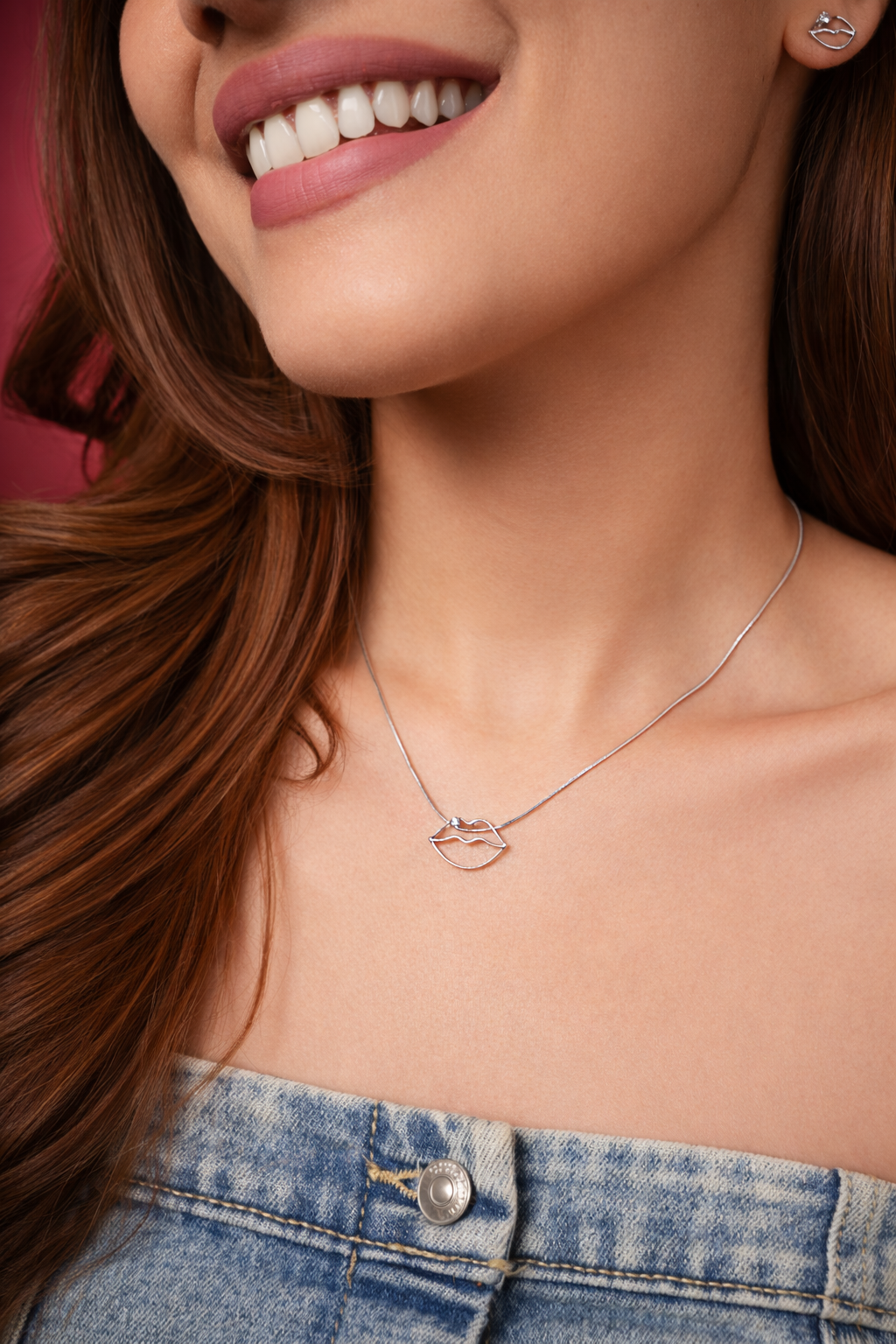 Lips Emoji Necklace
