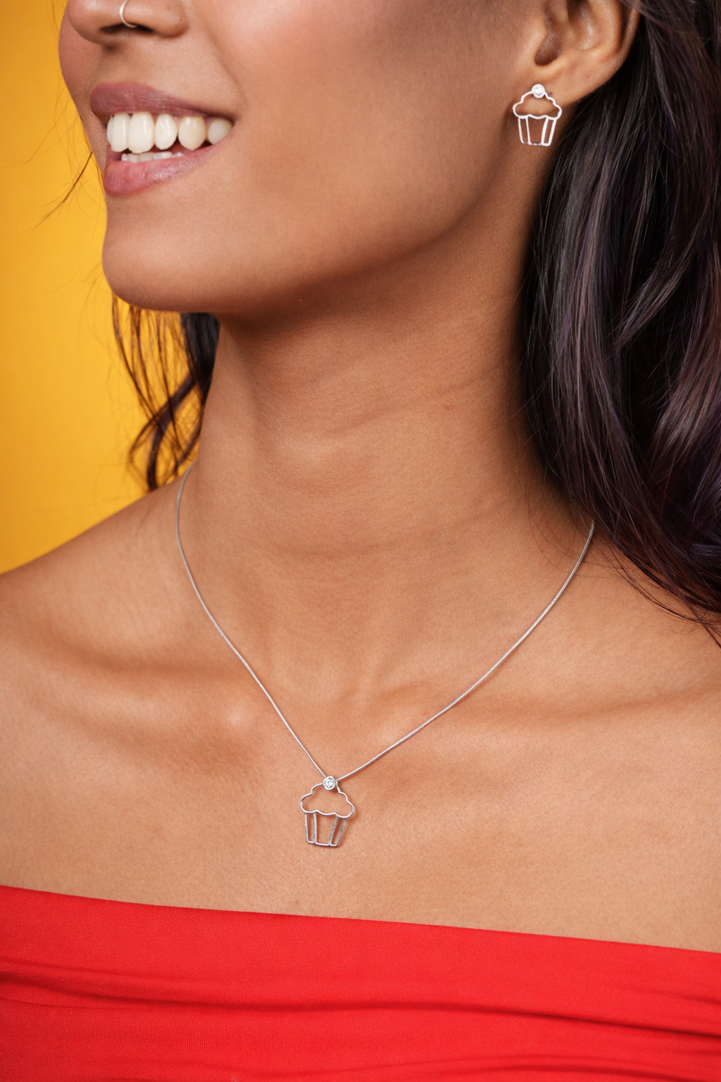 Cupcake Necklace